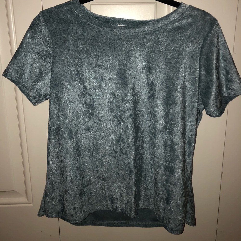 BP Women’s Short-Sleeved Velour Top